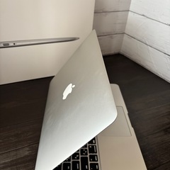 ⭐️美品【爆速起動✨】MacBook Air 13インチModel/A1466/Core i7/メモリ 8GB/SSD大容量512GB/JIS配列【バッテリー正常✨】の画像
