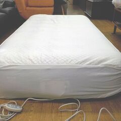➁ コールマン 電動エアーベッド シングルサイズ 全長188㎝×幅100㎝×厚さ30㎝ ポンプ内蔵 エアベッド 西岡店の画像