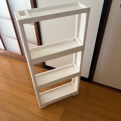 隙間収納の画像