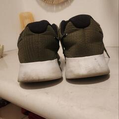 NIKE カーキ25cmの画像