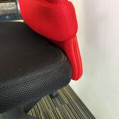 ☆デスクチェアー SNC-NET 14Aシリーズ サンワサプライ株式会社 ひじ付 ハイバック 赤 レッド ジャンク品（NF250416）Zi-1957の画像