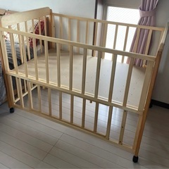 ベビーベッド