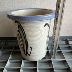 陶器　ラン鉢　中古の画像