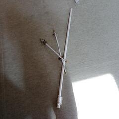 カーテンの突っ張り棒