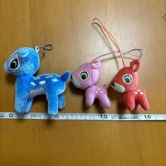 カラフルなバンビ3点での画像