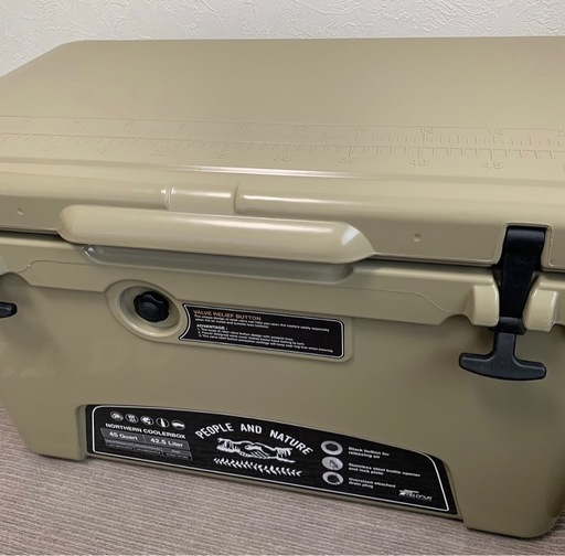 クーラーボックス  大容量　　フィールドドア