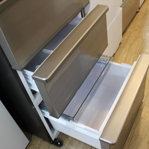 川崎市宮前区リサイクルオフ】AQUA 430L冷蔵庫 AQR-V43NL 2023年