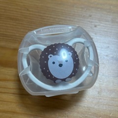 おしゃぶり　ヌーク　NUK 0〜６ヶ月の画像