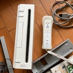 値下げ　ニンテンドー　wii ゲーム機　本体　ソフト　付属品　セットの画像