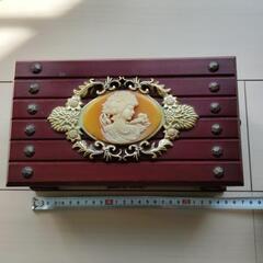 アクセサリーBOX　オルゴール付き
