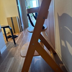 子供イス(高さ調整可能)
の画像