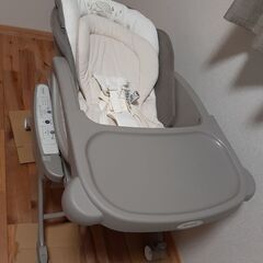 Aprica　ユラリズム　電動ハイローチェア