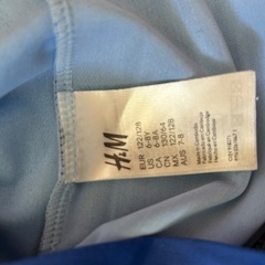 ラッシュガード　男の子　H&M 　EUR122/128 の画像