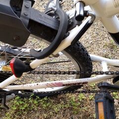 子供自転車 24インチ  4/26～4/28に引取りの方は2000円です♪後輪パンクしてますの画像