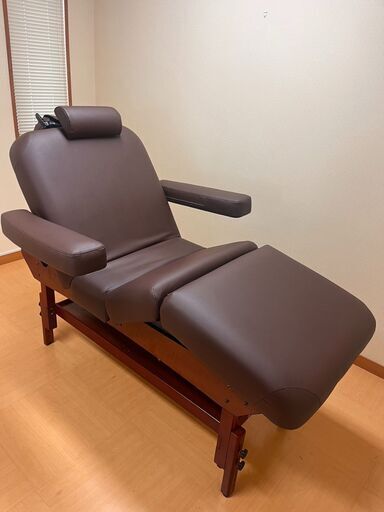 【美品】低反発リクライニングマッサージベッド「フィオレット」ダークブラウン FIORETTO】低反発木製リクライニングベッド「フィオレット