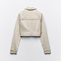 新品未使用 ZARAザラ ベージュ ジージャン クロップドデニムジャケットの画像