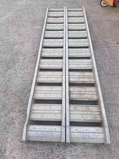 日軽アルミブリッジ　長さ2.4m