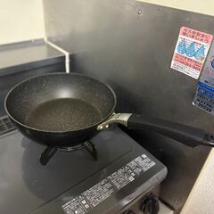 ２４インチ　ノンスティックフライパン