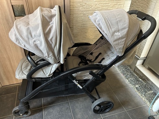 【大阪市内にてお引渡し可能な方限定】 Joie(ジョイー) 二人乗り ベビーカー