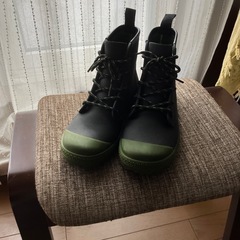 レインブーツ