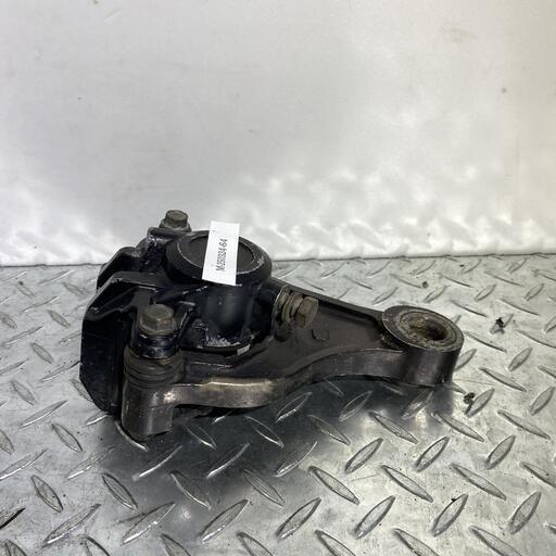 KAWASAKI Z1000J リアキャリパー カワサキ [M-250324-64] nismo North