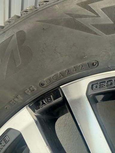 【値下げしました】アルミホイールタイヤセット スタッドレス17インチ
