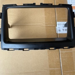 トヨタ zrr70 ノア ヴォクシー 7インチカーナビカバー