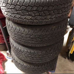 北海道旭川市発直接引渡し限定品　IRON HEAD 195/65R16 4本 7J 6H ＋38 PCD139.7 中古 ホワイトデイトナ風 センターキャップ付 タイヤ溝3.〜4mm ハイエース 200系 アルミの画像
