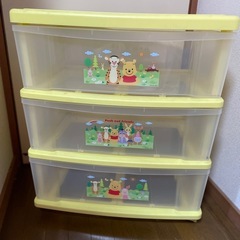 決まりました　　　三段ケース