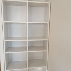 本棚　本日昼2時までにとりに来てくれる方