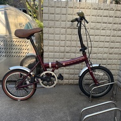 折りたたみ自転車の画像