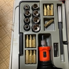 工具　 ハンドル　ソケット　ドライバー　セットの画像