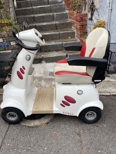 4輪セニアカ- 東洋工業　てくてっくん