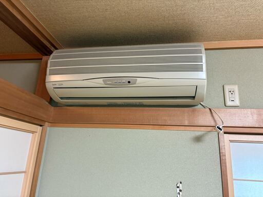 エアコン　取り外せる方に販売します（2台分）