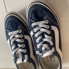 vans スニーカー　22.5cm