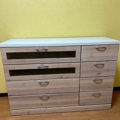 収納家具の画像