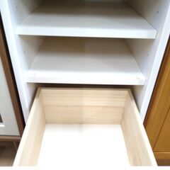 ジモティ割有り‼️【D431】SAスリムキャビネット ホワイトの画像