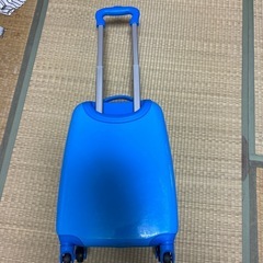 アナ雪キャリーケース子供用の画像