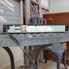 故障しているDVD プレーヤー　ソニー　DVP−SＲ20の画像