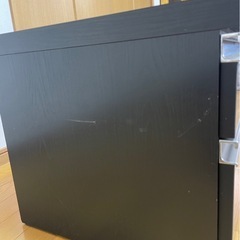 テレビボードの画像