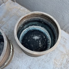 【ジャンク】火鉢2個セット　銅製か真鍮製かわかりません。の画像