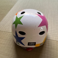 幼児、児童用ヘルメット50〜54cmの画像