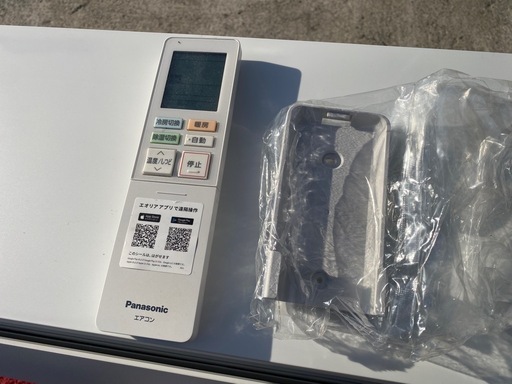 ☆No.m20 掃除機能付きエアコン 100V 2.2kw 6畳用 Panasonic 2024年製