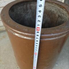 ＜決定＞陶器の植木鉢？傘立？の画像
