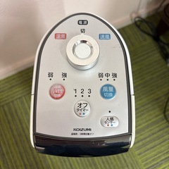 【値下げしました】送風機能付ファンヒーター　コイズミの画像
