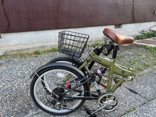 美品　折りたたみ自転車