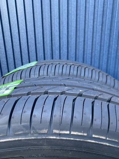 新品未使用　215/60 R17 96H TOYO  SD-7 4本セット