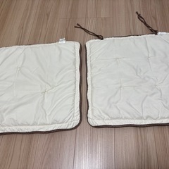 座布団2枚の画像