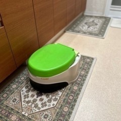 コンビ おまる 幼児トイレ 補助便座　緑の画像