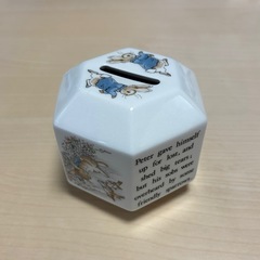 【7月31日まで値下げ中】
WEDGWOOD ウェッジウッド　ピーターラビット　貯金箱の画像